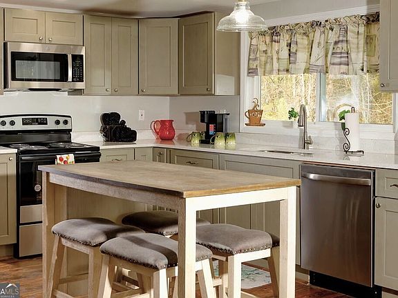 4th image of 107 S Gates Rd