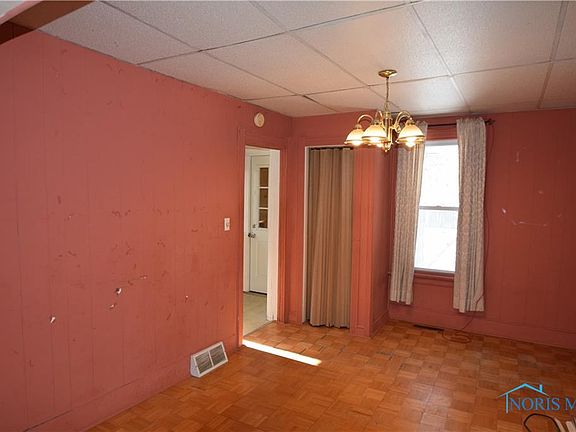 5th image of 239 Osborne St