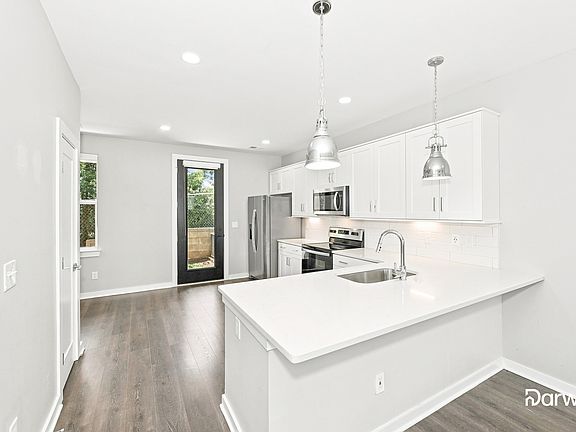 4th image of 603 Mason Ward Pl
