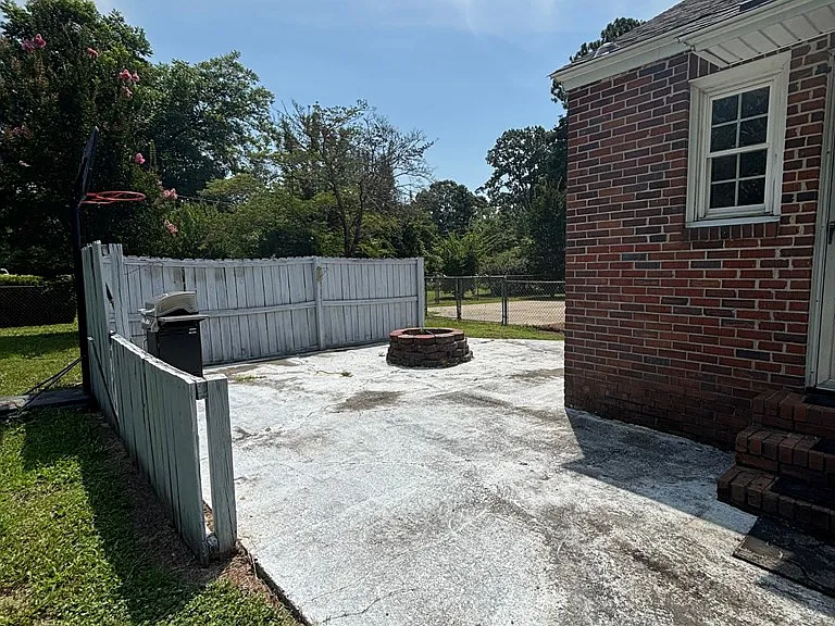 505 Adams Ave — Photo 46