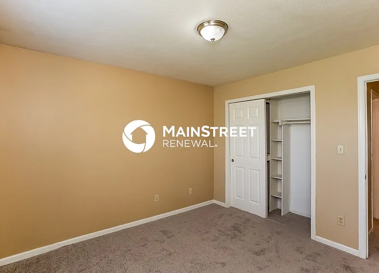11204 Autumn Creek Ct — Photo 11