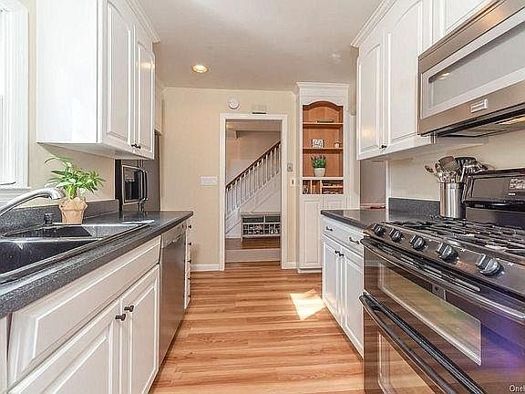 2nd image of 766 Glen Oaks Dr