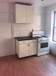 Rented by Vivaldi Real Estate