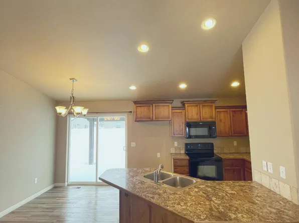 389 Pheasant Rd W, Twin Falls, ID 83301