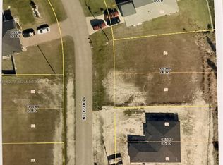 NE 12th Pl, Cape Coral, FL 33909