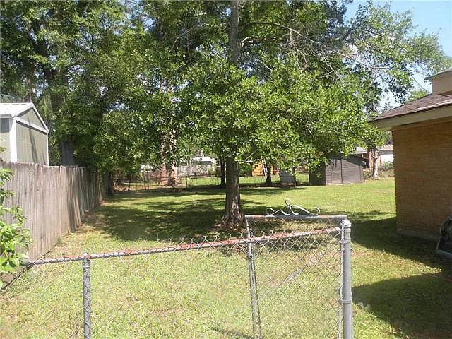 3 bed, 2.0 bath, 1650 sqft, $1,500 — Photo 3
