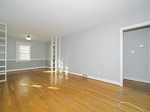 4th image of 3408 Griffin Ave
