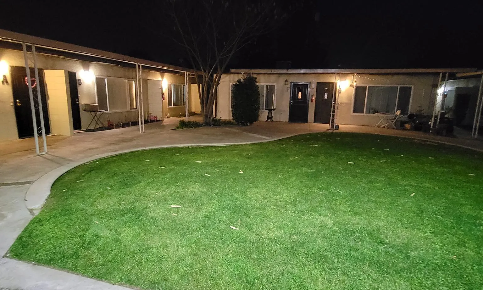 1538 W Walnut Ave — Photo 2