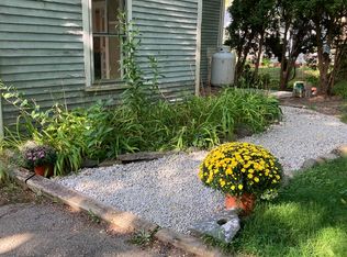 128 4th St, Dover, NH 03820