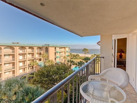 3rd image of 1440 Ocean Blvd Unit 407