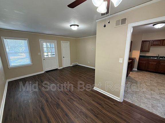 2nd image of 1870 Corning Ave