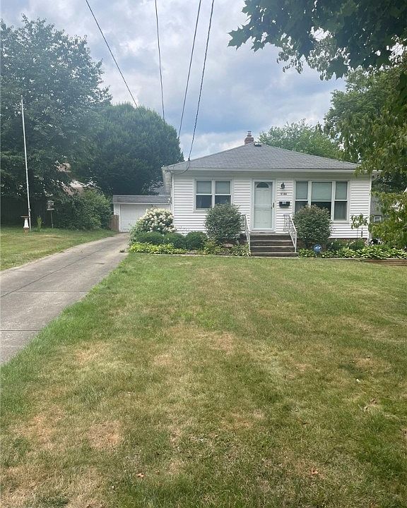 1st image of 5166 Whitethorn Ave