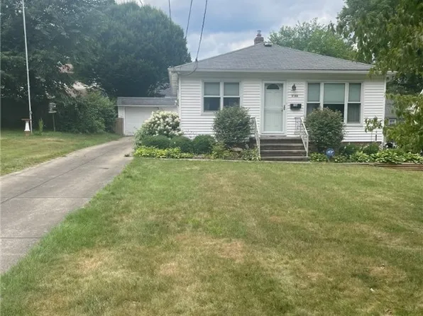 5166 Whitethorn Ave, North Olmsted, OH 44070