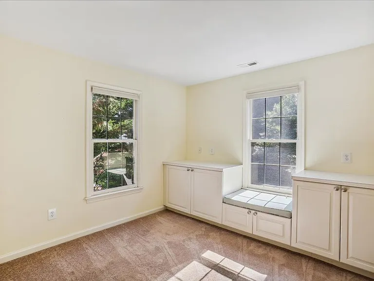 8931 Falls Farm Dr — Photo 83