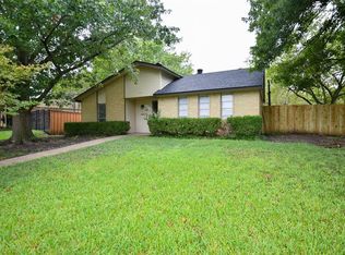 425 Via Altos, Mesquite, TX 75150
