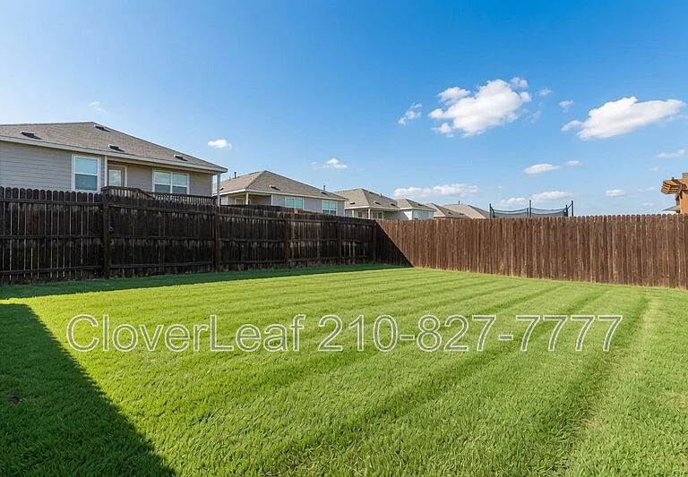 2815 Rosefinch — Photo 27