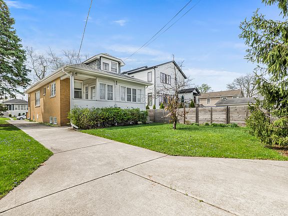 4th image of 1118 Garden St