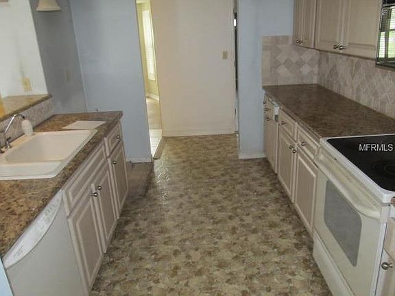 4th image of 13471 Banner Rd