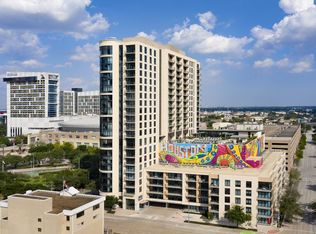 1515 Austin St #218, Houston, TX 77002