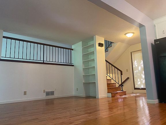 Living/dining space