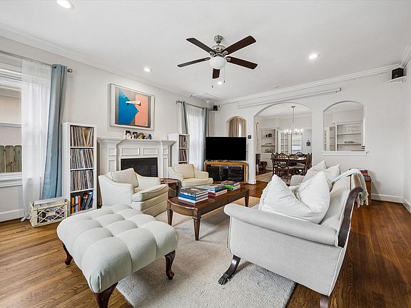 5th image of 6602 Meadowlawn St