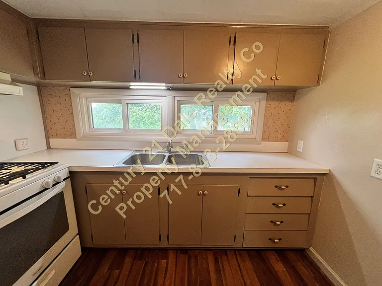 23 Pine Ridge Rd #23 — Photo 5