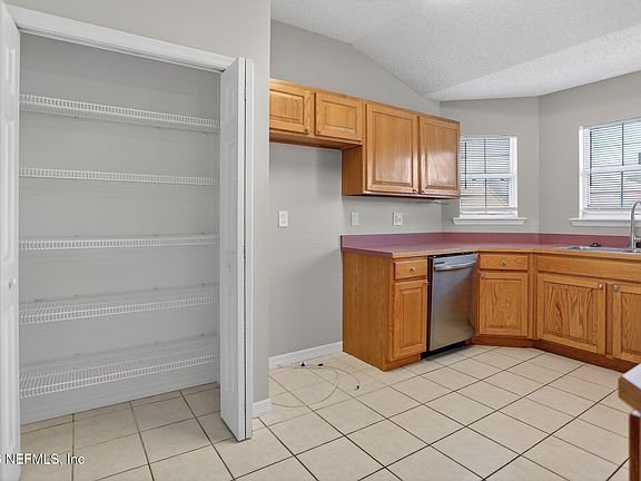 5th image of 6101 4TH Manor W