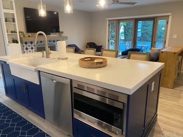 250 Avenida Monterey, San Clemente, CA 92672