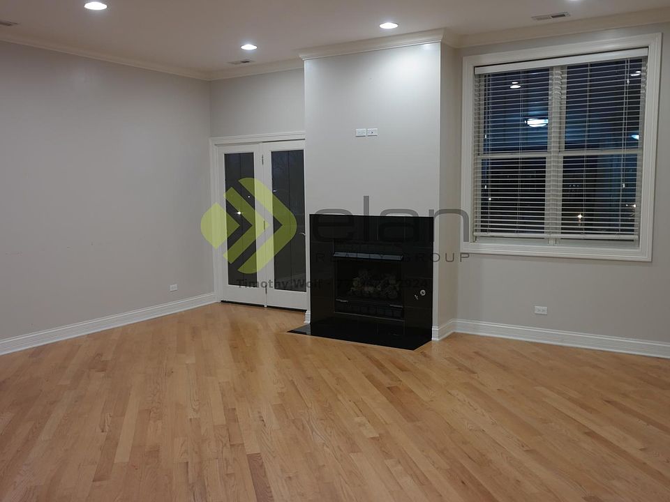 1st image of 2338 W Morse Ave APT 3B