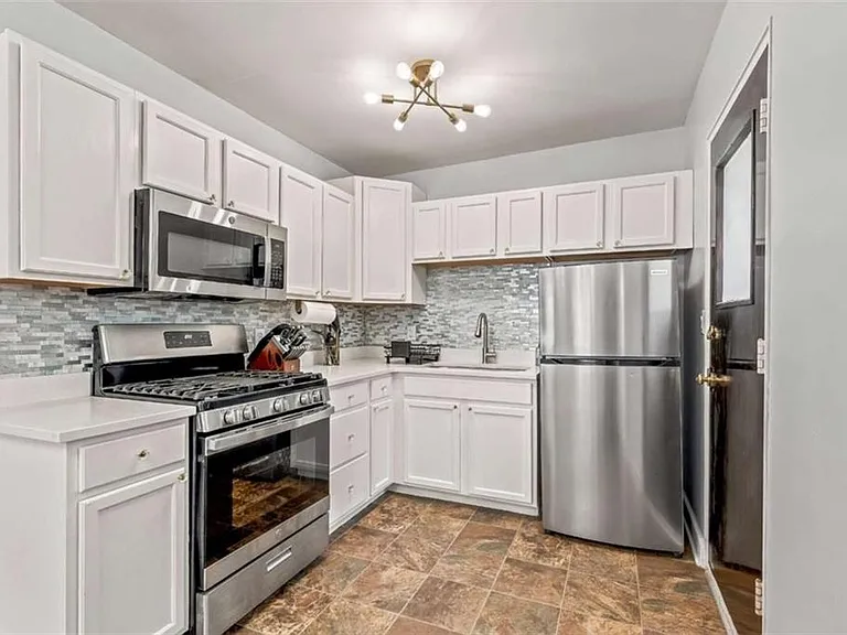 1780 John Calvin Ave #R — Photo 5