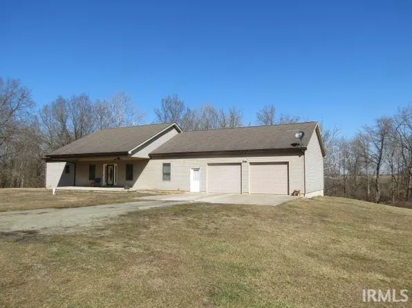 2125 S 300 E, Peru, IN 46970