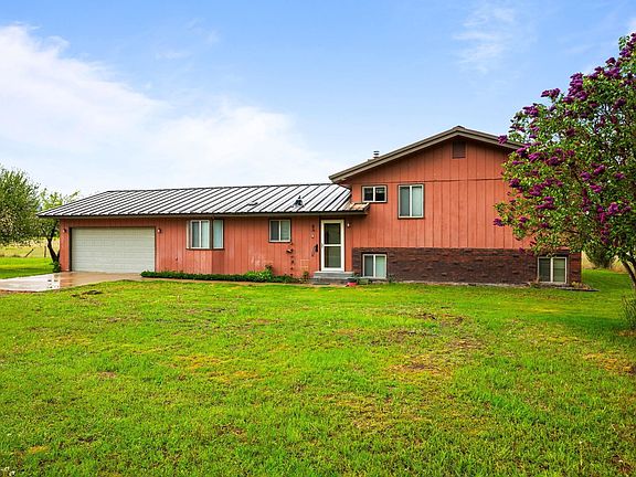 2nd image of 4796 Gibson Dahl Rd