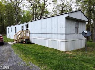 445 Budding Dogwood Rd, Bunker Hill, WV 25413