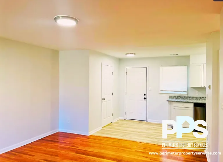 6127-6129 E Fayetteville Dr #6129 — Photo 7