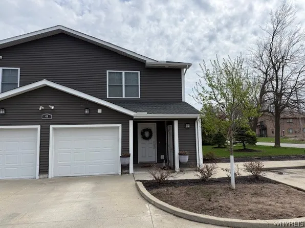46 Roger Chaffee Dr Unit 1, Buffalo, NY 14228