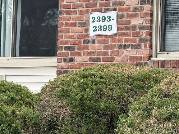 3rd image of 2399 Union Boulevard #8B