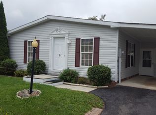39231 Shamrock Ct, Pittsburgh, PA 15239