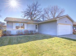 1805 Myra Ridge Ct, Urbana, IL 61802