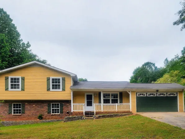 130 Carriage Cir, Stockbridge, GA 30281