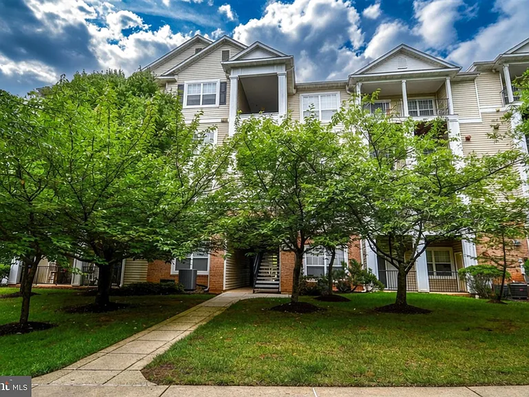 13502 Derry Glen Ct #202 — Photo 30