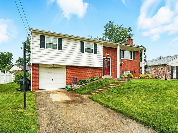 2nd image of 848 Hanson Dr