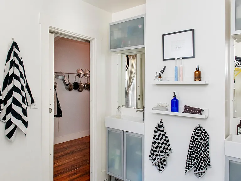 Bathroom - Dual Sinks