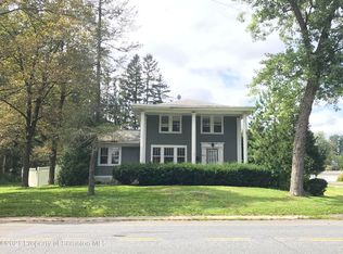 315 N Abington Rd, Clarks Green, PA 18411