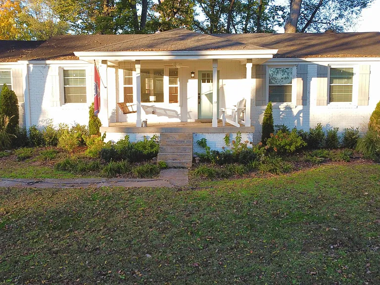 636 Hogan Rd — Photo 13