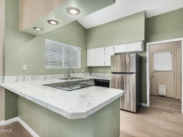 3310 E CALYPSO Avenue, Mesa, AZ 85204