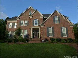 310 Sardis Pointe Rd, Matthews, NC 28105