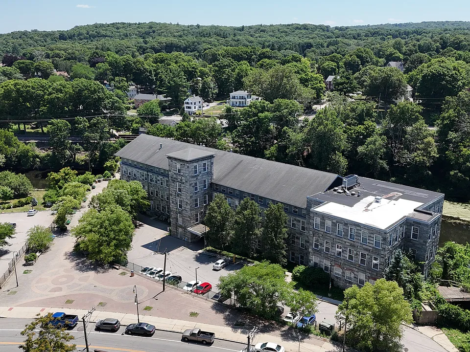 480-308 Main St