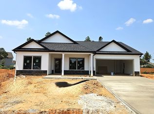 2131 N November Dr, Boiling Springs, SC 29316