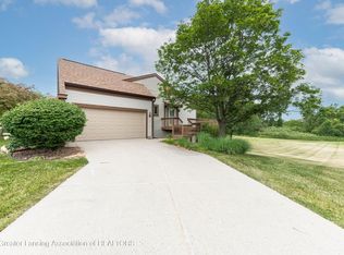 6755 Springtree Ln UNIT 182, Lansing, MI 48917