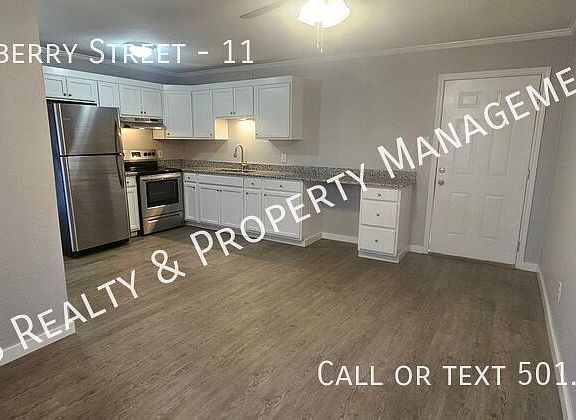 3rd image of 408 Mulberry St #11
